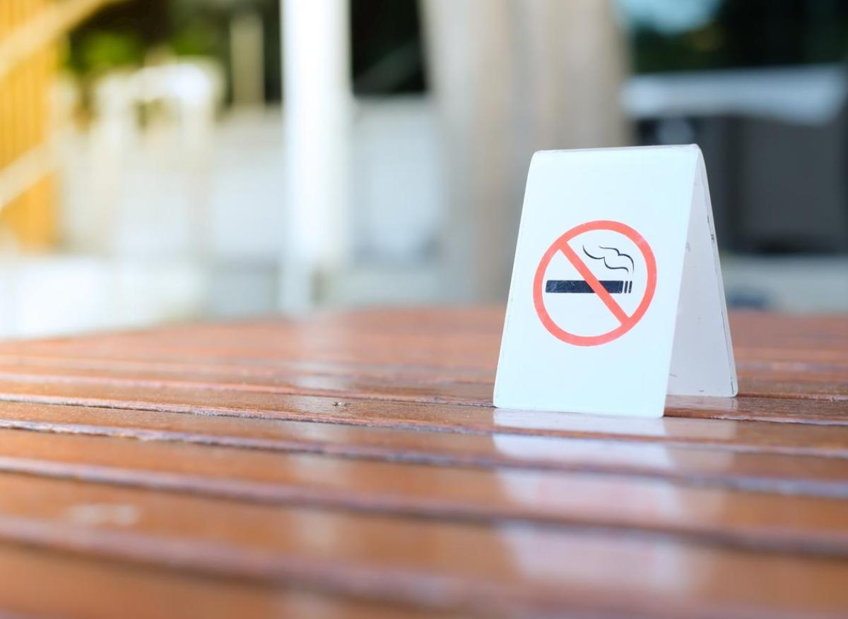 Mesures anti-tabac : le grand public favorable à des interdictions plus strictes