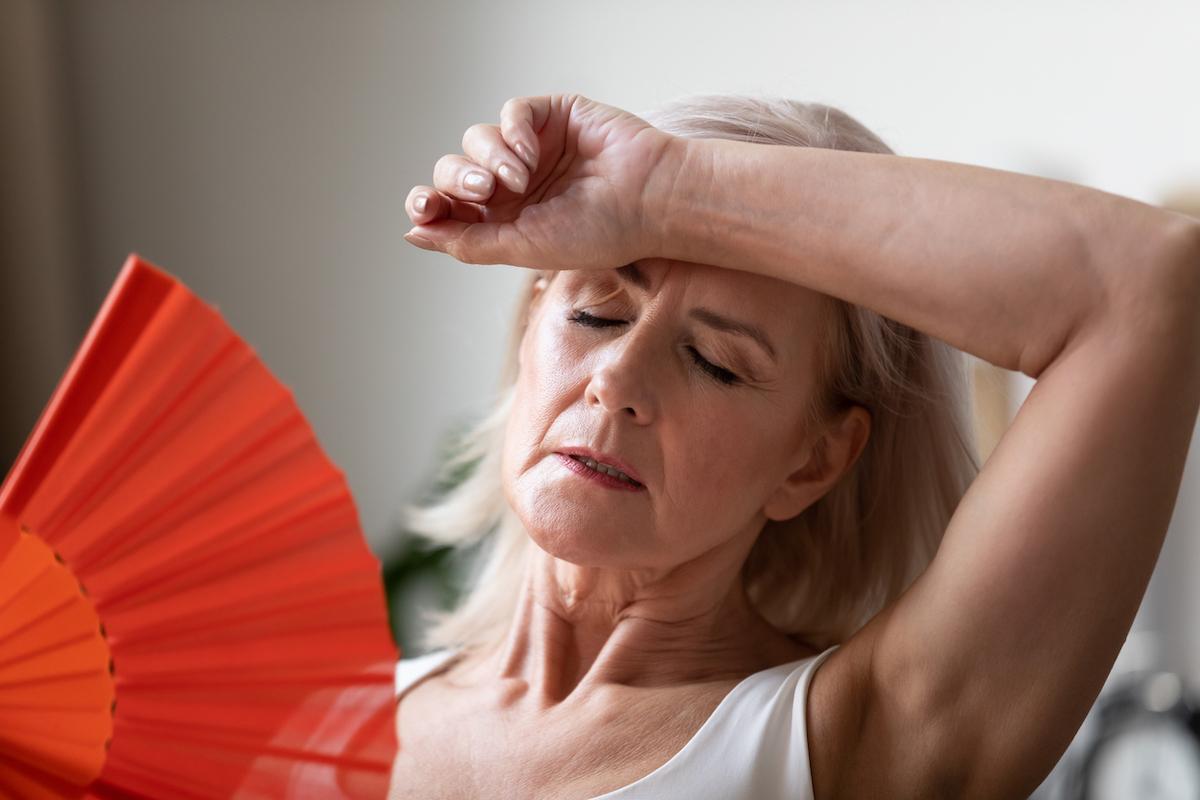 Ménopause : un traitement non-hormonal efficace sur les bouffées de chaleur