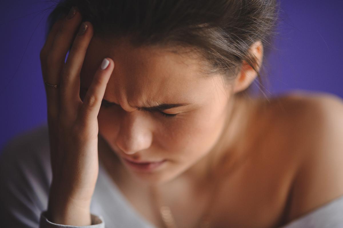 Sclérose en plaques : la migraine fait-elle partie de ses symptômes ?