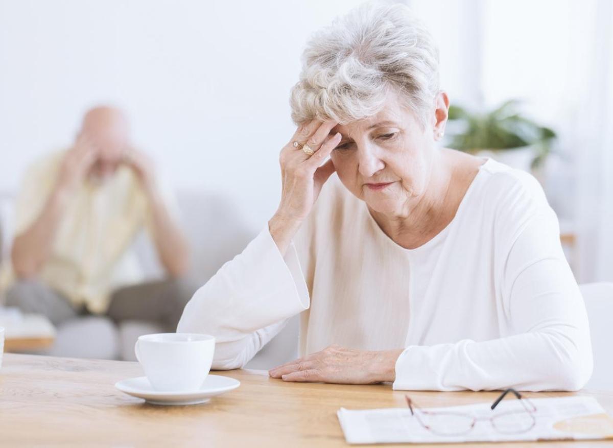 Alzheimer : un traitement prometteur mais aux lourds effets secondaires 